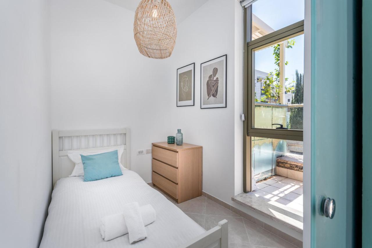 Superbe Apt Avec Terrasse Tres Proche De La Mer ! Tel Aviv Eksteriør bilde